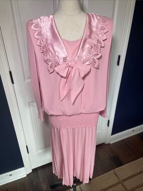 Vintage Tea Dress Pink Satin-Trim Bow Front Drop Waist Pleated Skirt Size 10P